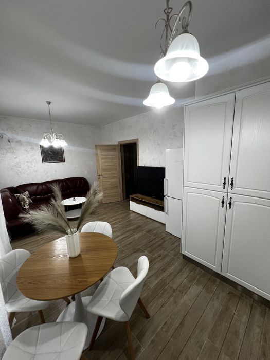 Дава се под наем Двустаен апартамент в Пловдив, Кършияка - 56 кв.м за 407.49 € - Снимка #2