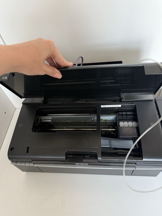Цветной принтер Epson L805