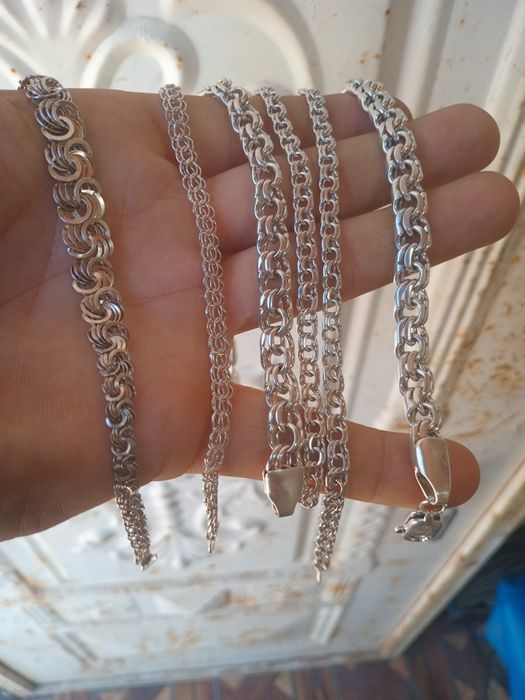 Цепочки 45000 сум за грамм.  Zanjirlar 45000 soʻm grami