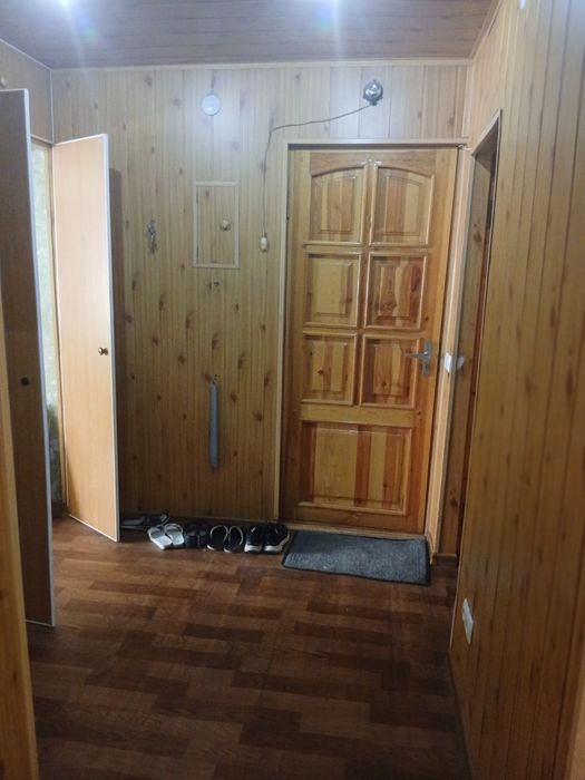 Продаётся 3-комнатная квартира от собственника.

2 этаж 4-этаж