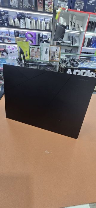 Asus ZenBook 14 oled