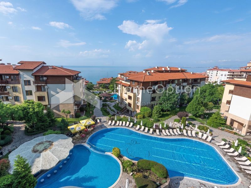 Продава се Двустаен апартамент в Свети Влас - 59 кв.м за 2204 €/кв.м - Снимка #1