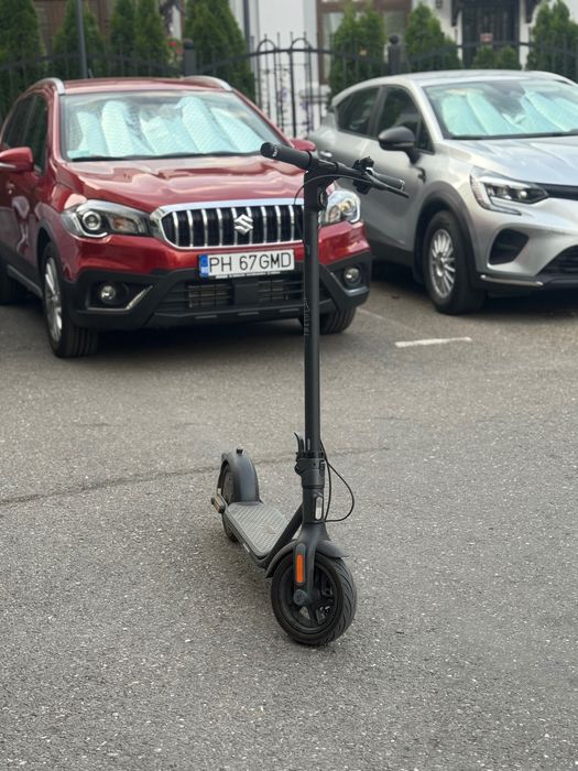 Trotinetă electrică ninebot KickScooter F2, 10 inch