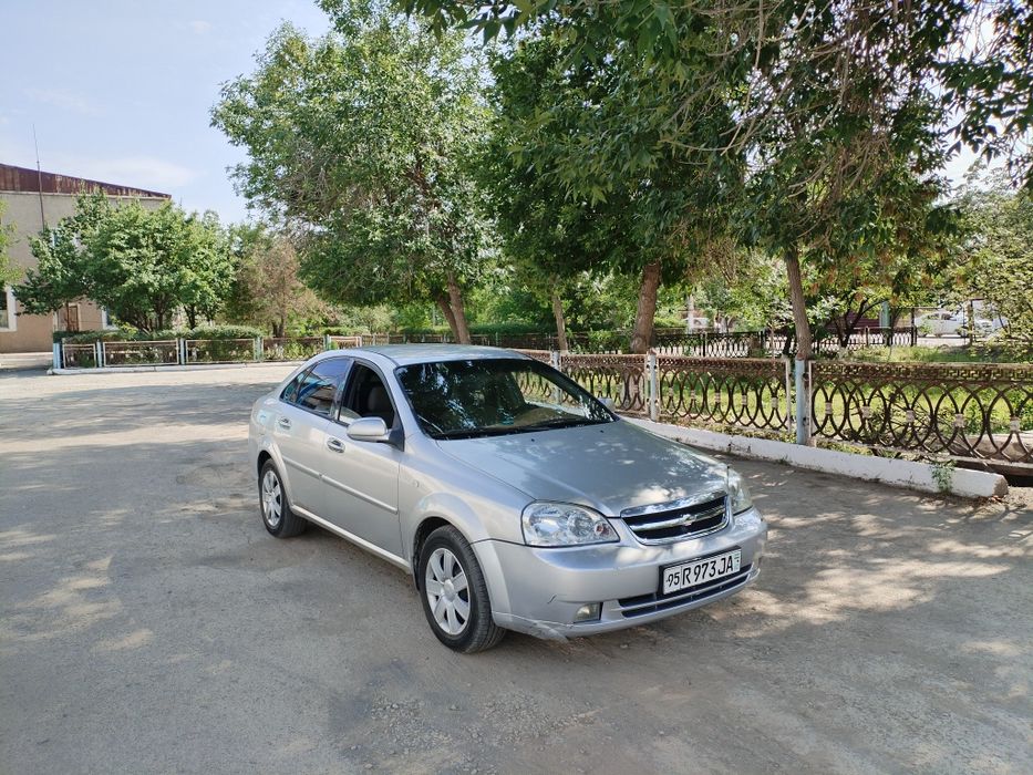 Lacceti satiladi avtamat