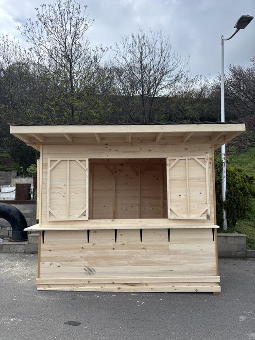 Дървени павилиони за бизнес.