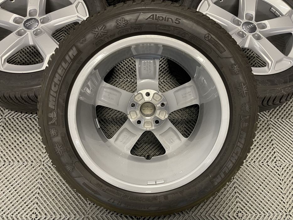 Jante Roti 17 Audi Q2 VW T Roc Skoda Karoq Anvelope iarna 215 55 R17