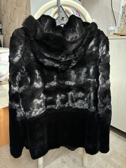 Продам норковую шубу