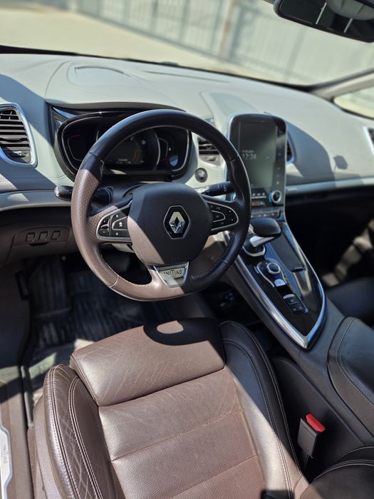 Renault Espace V Initiale