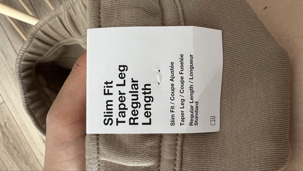 Nike Teck Pack FB8002. Брюки на каждый день………………