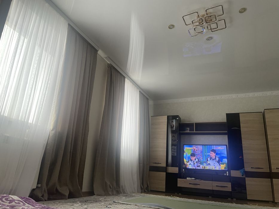 Продам Шкаф в гостиную