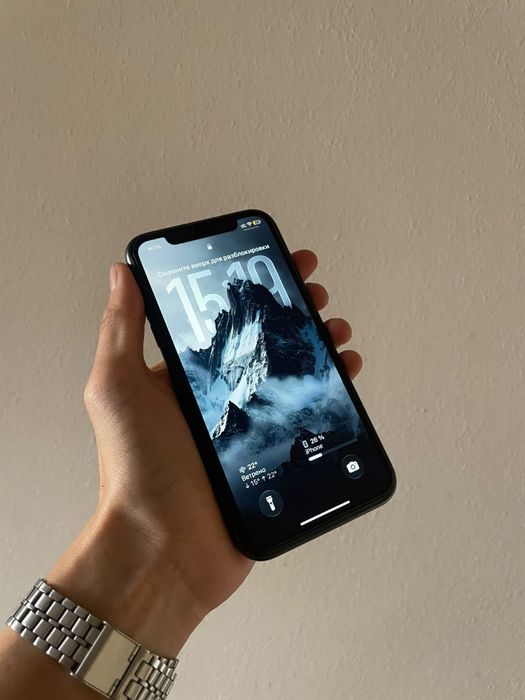 Продам iPhone 11
