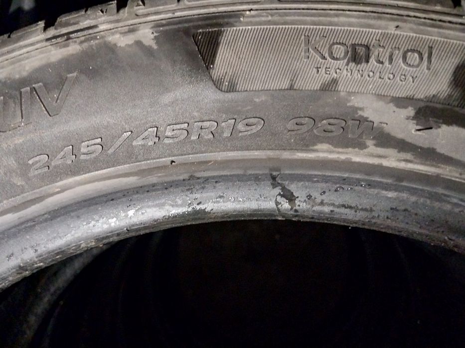 4 шины Hankook 245 45 R19.
