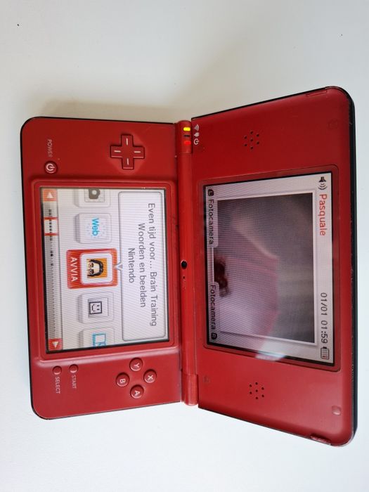 Consola Nintendo DSi XL Super Mario 25th Anniversary Ed Red With DS case & charger