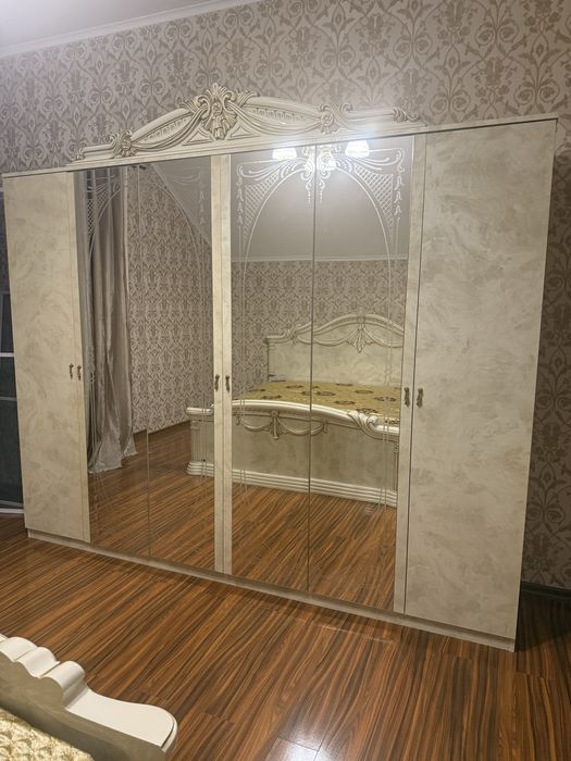 Продам спальний гарнитур б/у