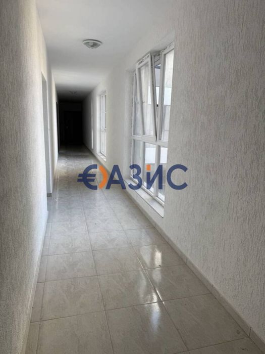 Продава се Едностаен апартамент в Поморие - 65 кв.м за 1450 €/кв.м - Снимка #4