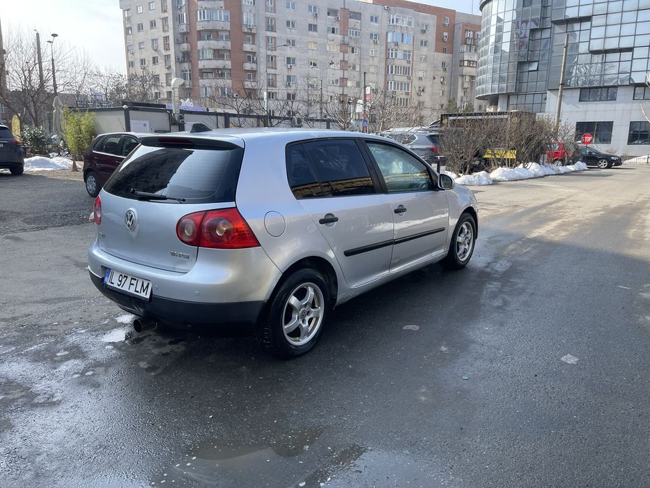 Far stanga dreapta stop tripla vw golf 5