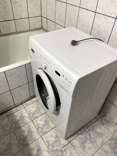 De închiriat apartament cu o camera
