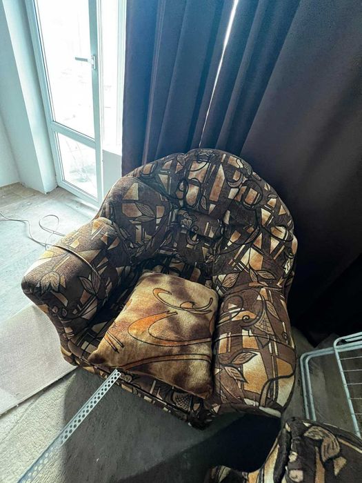 Разтегателен Диван с фотьойли