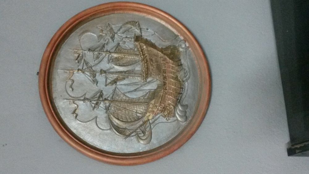 Фрегата гипсова релеф