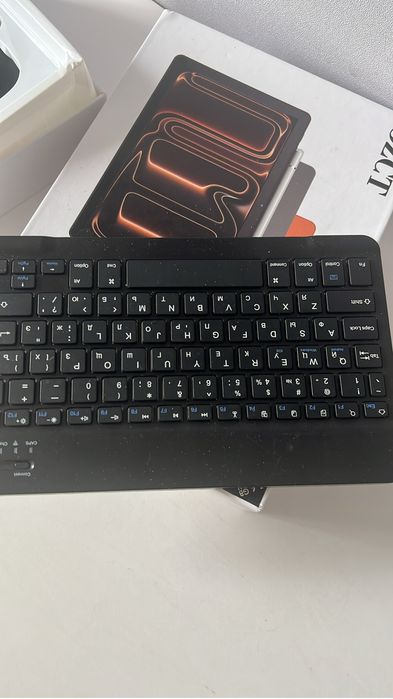 Продам Планшет в хорошем состояний