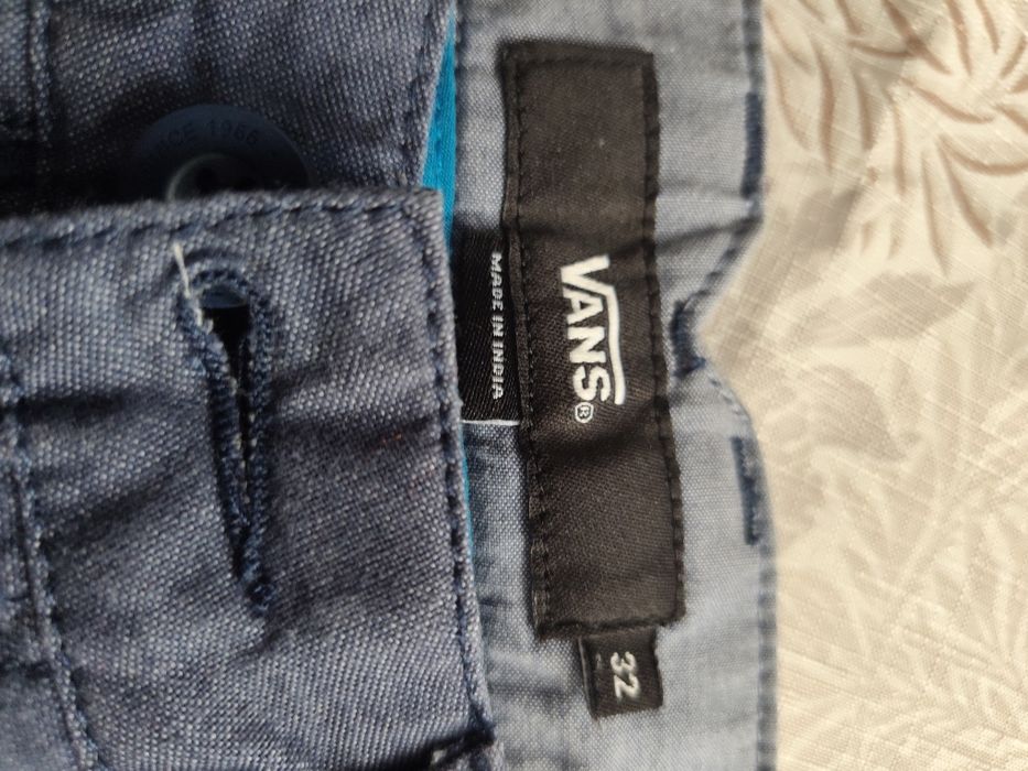 Къси панталони Vans