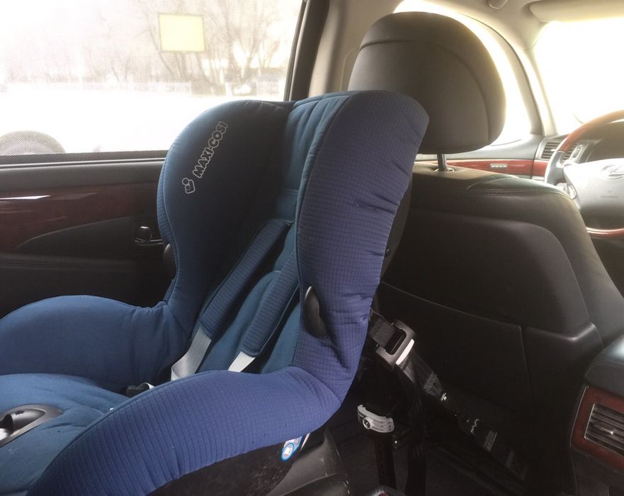 Maxi Cosi (9-25кг) автокресло