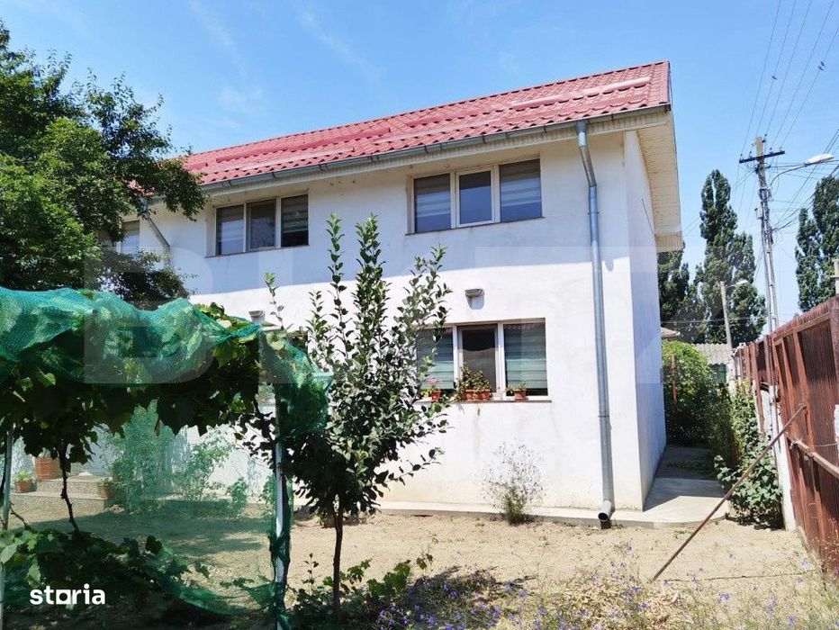 Casa P+M 210 mp utili Craiova, teren 884 mp, cartier Facai