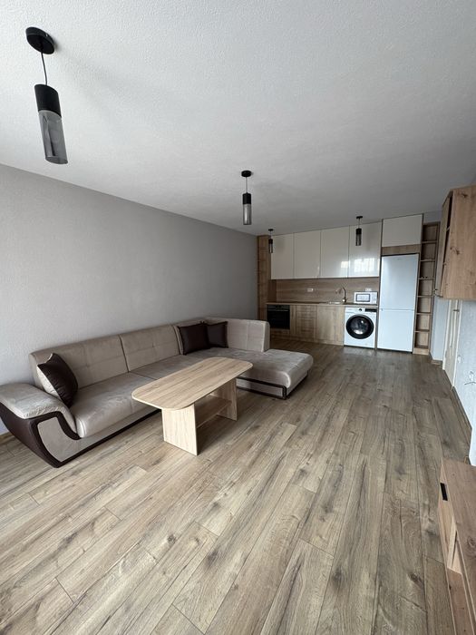 Дава се под наем Двустаен апартамент в Пловдив, Христо Смирненски - 70 кв.м за 453.39 € - Снимка #1