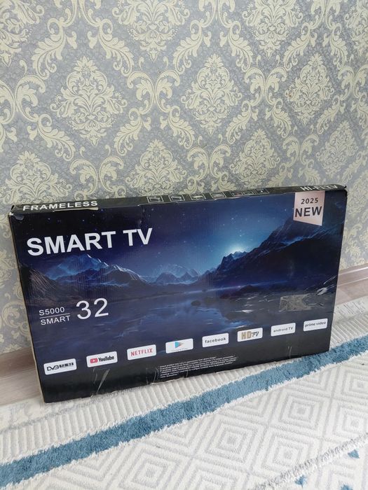 Телевизор Samsung Smart TV 81см