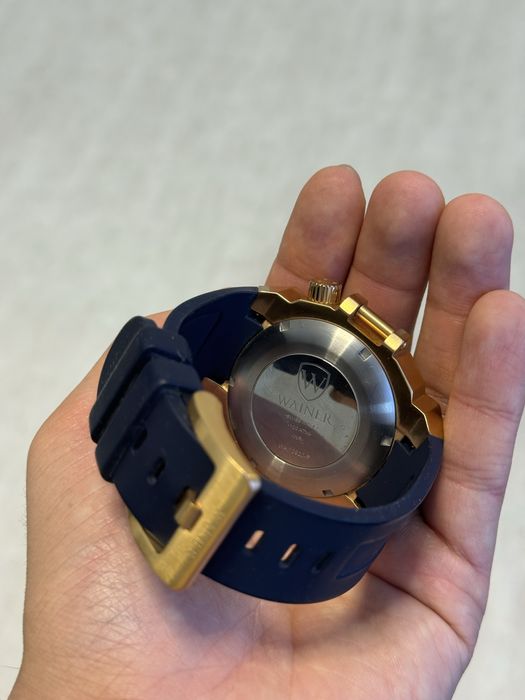 Швейцарские мужчские часы Wainer