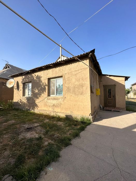 Шымкент Ақжайық м.а үй сатылады