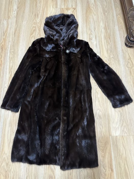 Шуба норковая коричневая