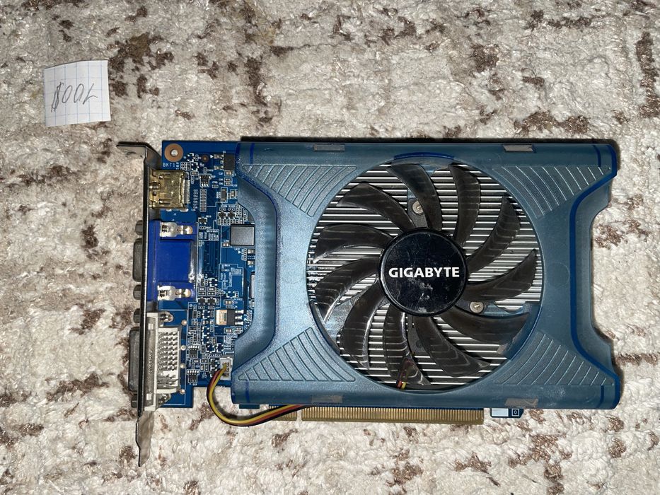 Видюха gt220 на 1гб