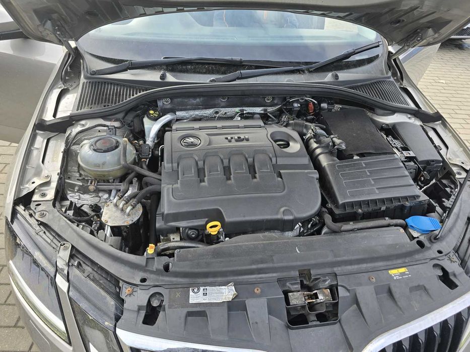 Dezmembrari dezmembrez Skoda Octavia 3 facelift 2.0 TDI cod motor CRM
