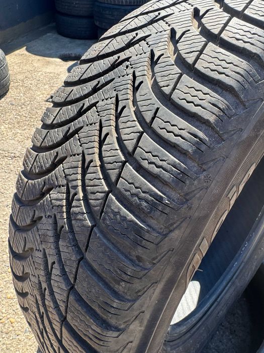 Anvelope Michelin 205/60 R16 IARNA M+S