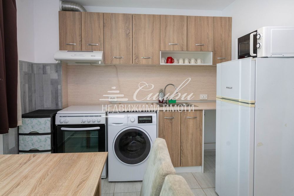 Тристаен ЮЖЕН апартамент НОВО СТРОИТЕЛСТВО в района на Болницата !!!