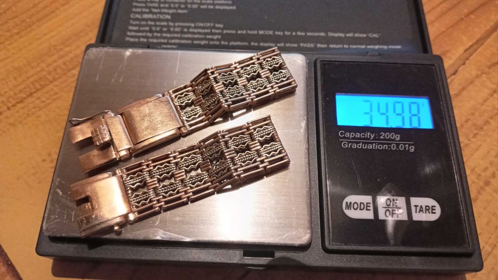 Часы «МакТайм» золотые