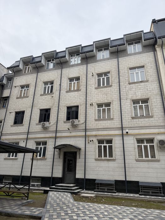 Navastroyka Dom Qora qamish Bitonka