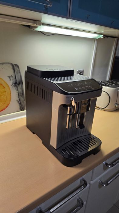 Espressor automat De'Longhi Magnifica Evo ECAM 290.21.B, 1450 W,