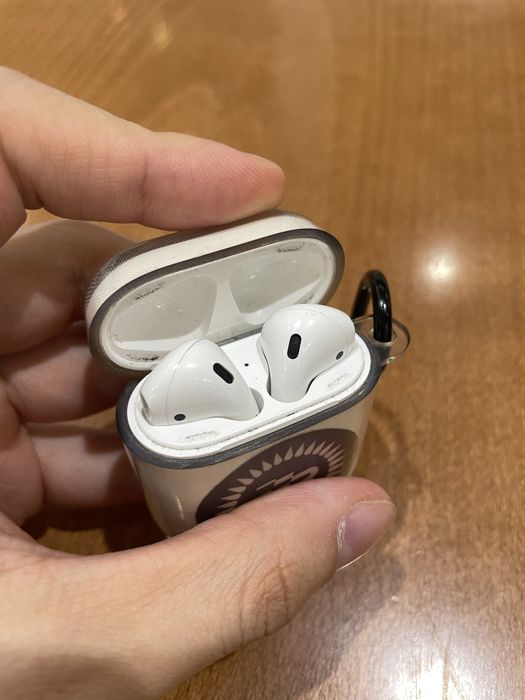 Продам air pods 2