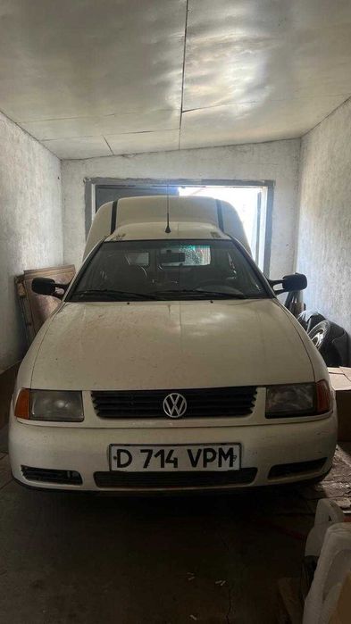 Продается автомобиль марки Volkswagen Caddy
