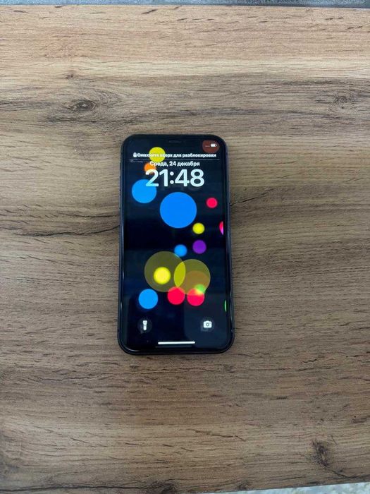 iPhone 11 черный