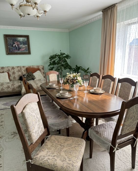 Продам стол со стульями