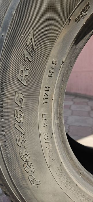 Pirelli 265/65/17" летние