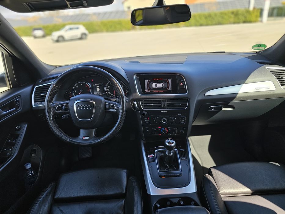 Audi Q5 2.0 Tdi 170 cp / 3x Sline