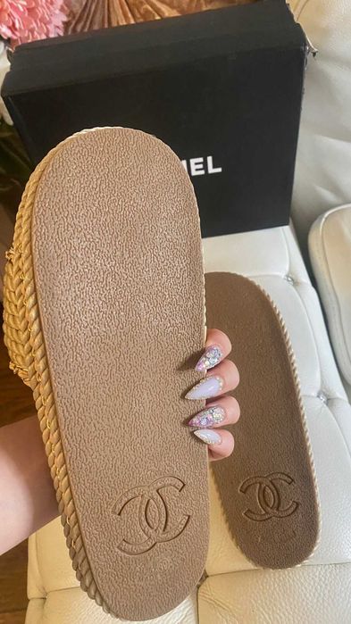 Чехли Шанел*н.39*Chanel braided slippers