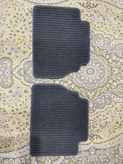 Заводские коврики w210