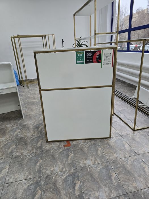 Продам ресепшин б/у