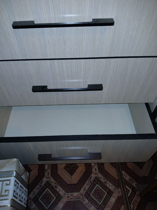 Срочно, продается  комод в отличном состоянии