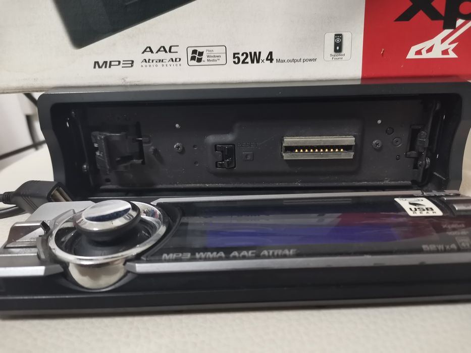 Sistem Audio Auto Sony Xplod: Player CDX-GT929U + Boxe Ovale 340W